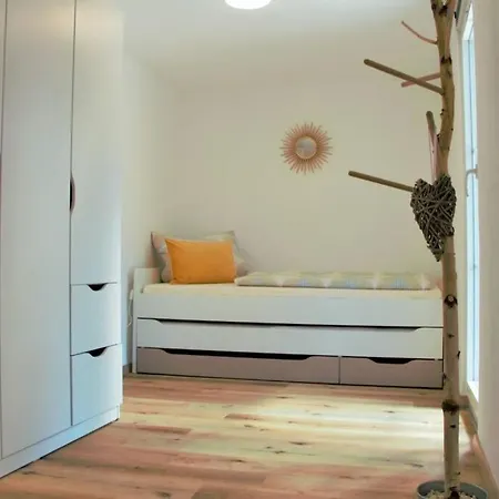 Ferienhaus Cosy Lorch, Zwischen Rheingau, Taunus Und Dem Tal Der Loreley Wollmerschied